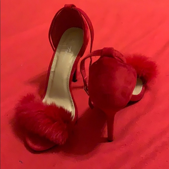 Shoes - Picture 2 of 4